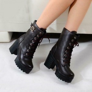 biker boots heel