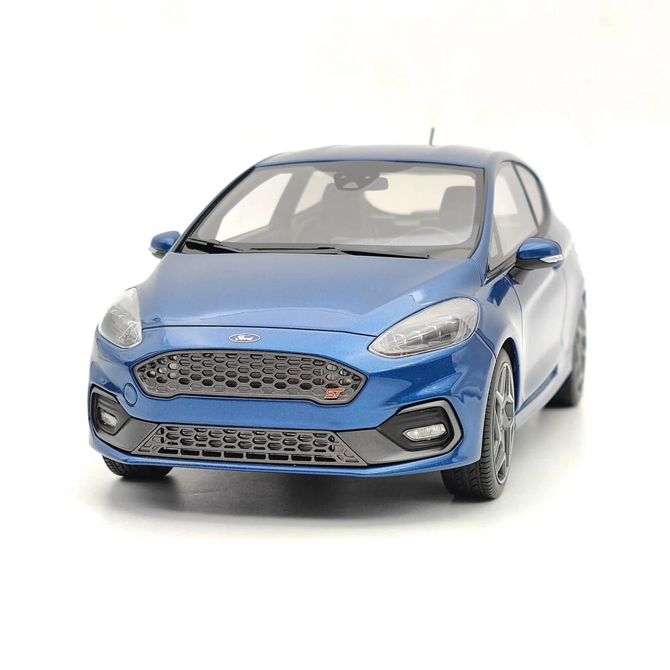 DNA Collectibles 1/18 Ford Fiesta ST 2020 DNA000092 Resin Model Car Limited Blue - Image 4 of 4