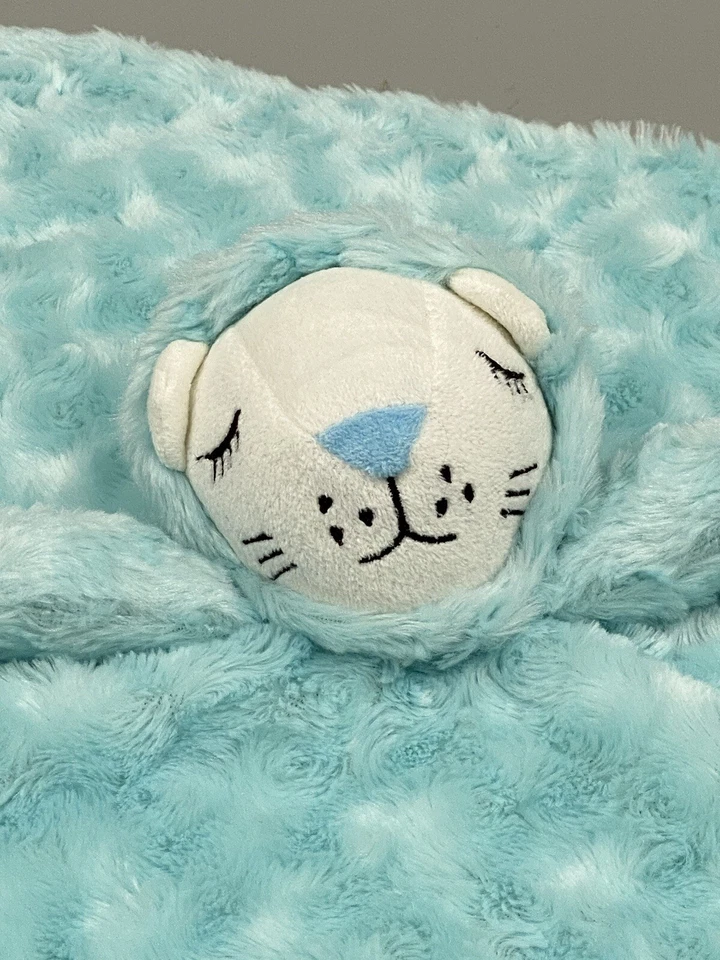 Manta de seguridad Manhattan Kids azul aguamarina Lovey león ojos dormidos Rosetta remolino Foto 2 de 4