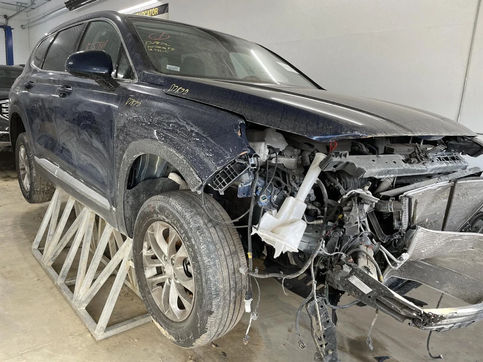 Conjunto de bomba y motor ABS usado se adapta a: Hyundai Santa fe 2020 actuador y bomba a Foto 4 de 4