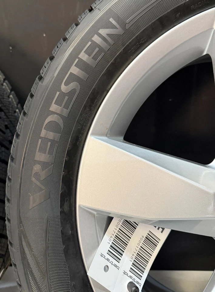 SATZ Original VW Alu Winterräder 205/55 R17 91H T-Cross Chesterfield NEUWERTIG - Bild 3 von 4