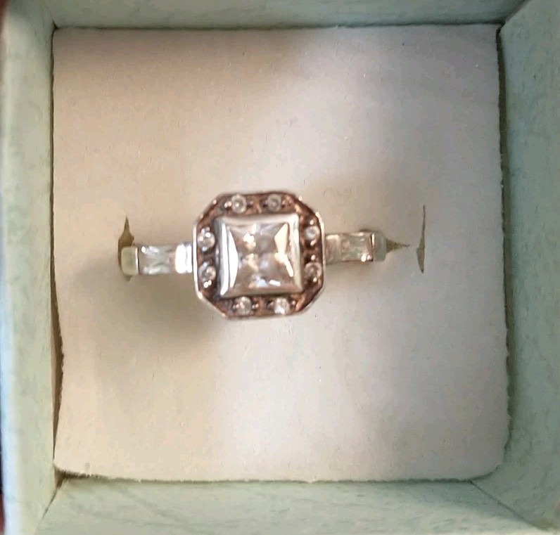 Sterling Silver 925 CZ Size 8 Ring~Marked In Band~Patina~Engagement~Gift~EXC!