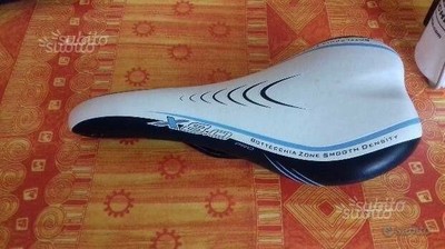 Sella Unisex Bottecchia X 8.0. Colore BiancoBluNero. Mai utilizzata. | eBay