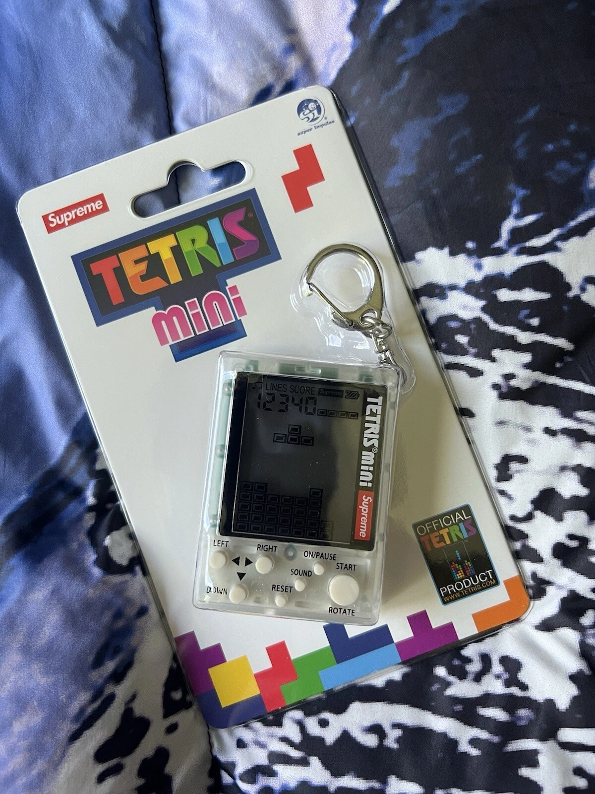 Supreme Tetris Mini transparent flambant neuf. En main