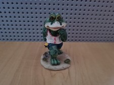 Small Frog Runner Figurine Great for Desk Deco.