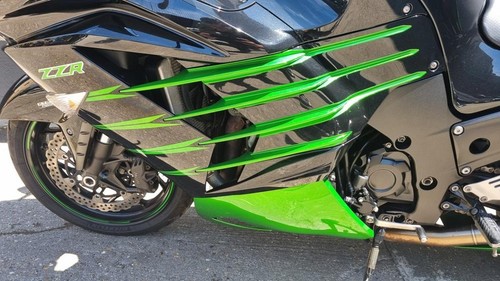 Kawasaki ZZR1400, 2015 Performance Sport Model - Picture 16 of 17