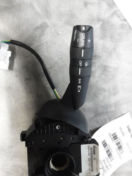 MASERATI QUATTROPORTE 2007 Column Switch 486494