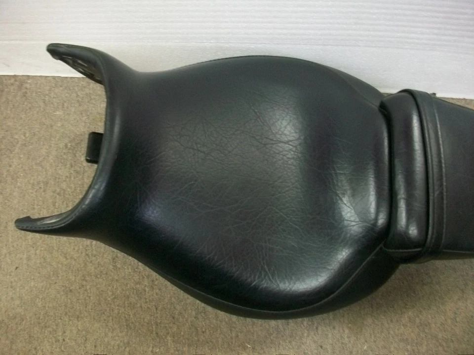 OEM! Nice! Honda VTX1800F1 VTX1800F2 VTX1800F3 Front Rider & Rear Passenger Seat - Image 4 of 4