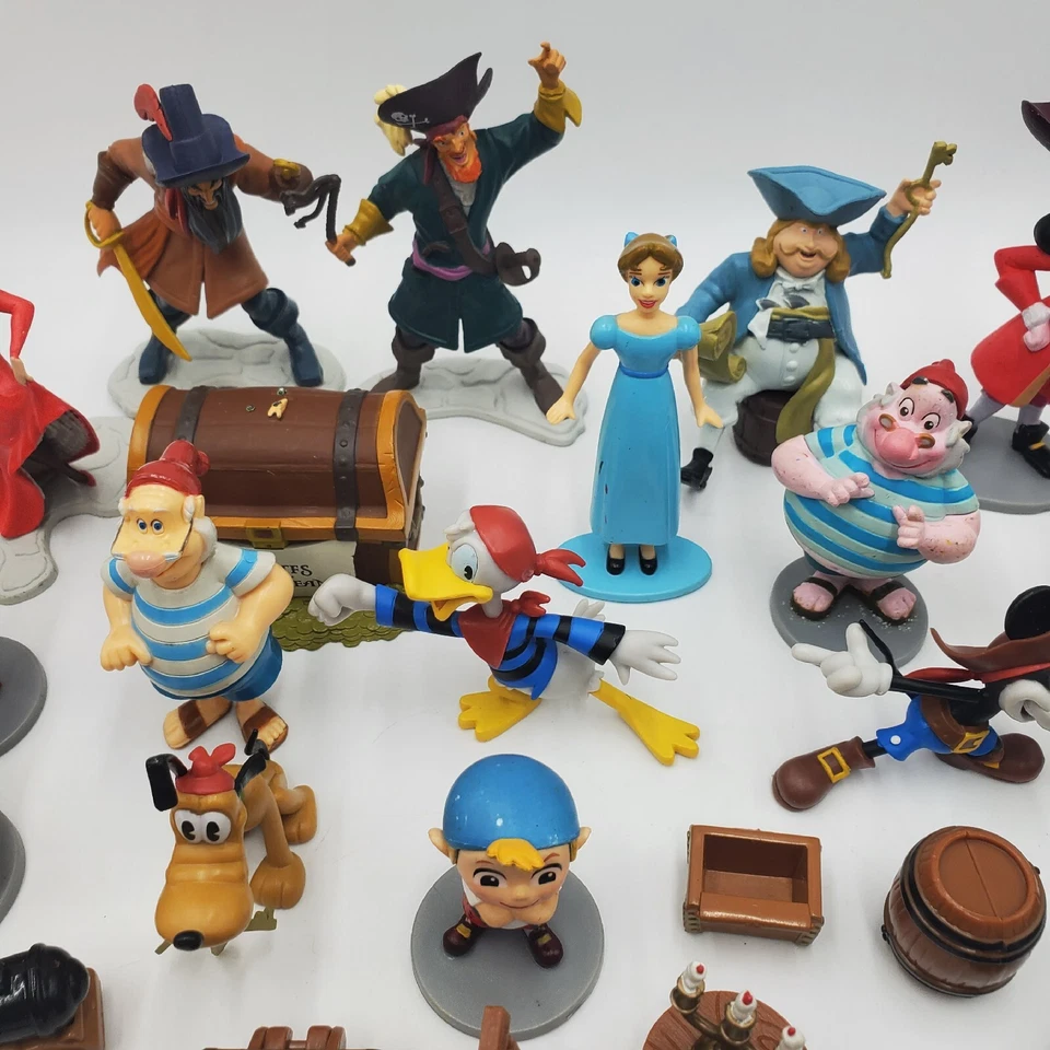 LOTE de figuras de PVC Disney Piratas del Caribe Mickey y Minnie Mouse, Plutón, Stitch Foto 3 de 4