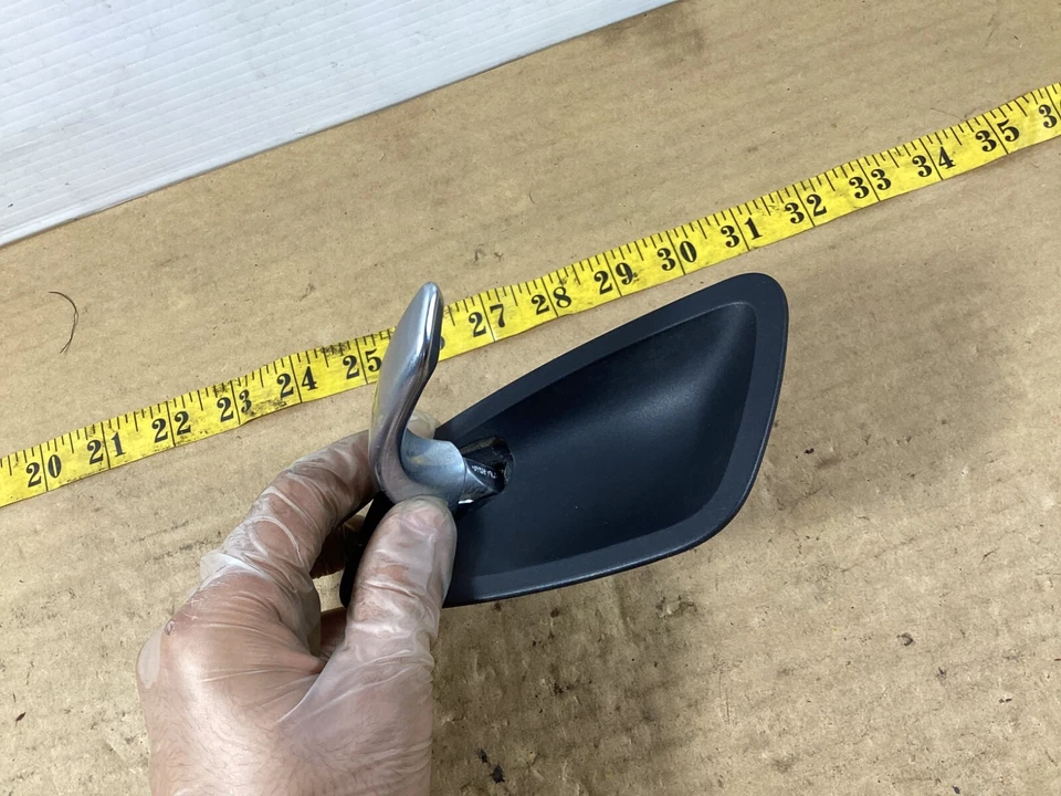 BMW M3 2008-2010 manija interior del lado del pasajero delantero derecho 6975494 OEM. Foto 3 de 4