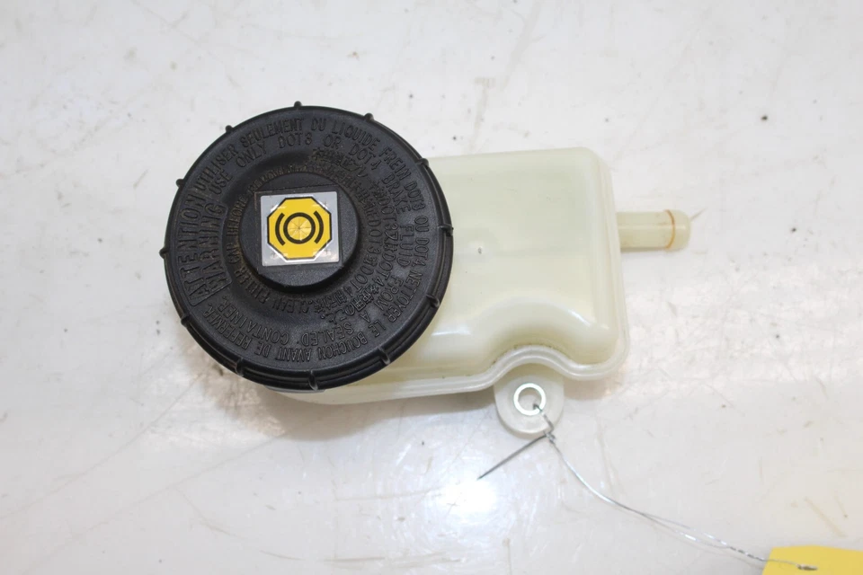 Acura ILX 2016-2020 2,4 L depósito de refuerzo de freno OEM Foto 2 de 4