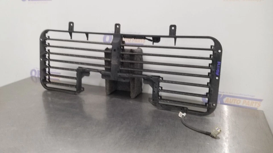 19 GMC SIERRA 1500 CLASSIC STYLE 5.3L AIR SHUTTER ASSEMBLY - Image 3 of 4