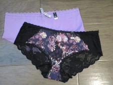 2 PAIRS TORRID LACE TRIM HIPSTER PANTIES IN PURPLE/BLACK ROSES SIZE 3 3X/22-24 