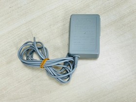 Nintendo 3DS Console Flare Red w/battery charegr (Good) B-8