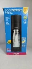 SodaStream Source Terra Sparkling Water Maker Starter Kit - Black New In Box 
