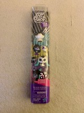 2016 Littlest Pet Shop Series 1 - Special Collection Black  White Surprise Pet