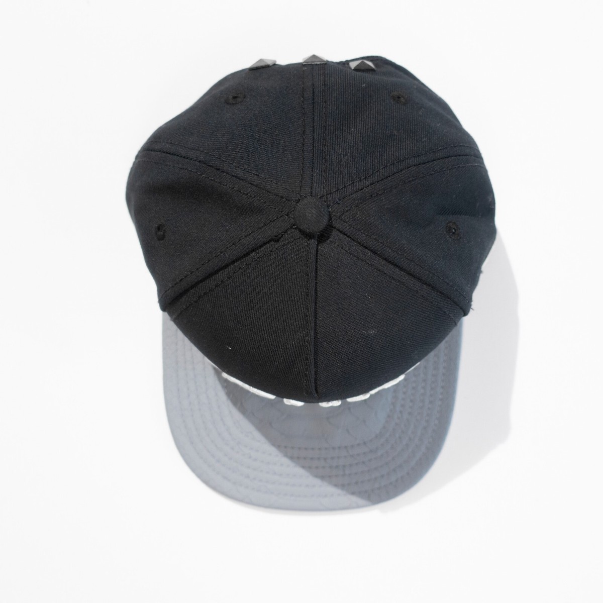 Black Cayler & Sons Brooklyn The Roc bnwt snapback hat