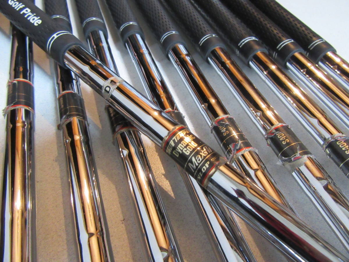 Golf Iron Set Dunlop Maxfli DP-701 Dynamic Gold S400 10pcs 3 Golf Iron Set Dunlop Maxfli DP-701 Dynamic Gold S400 10pcs 3