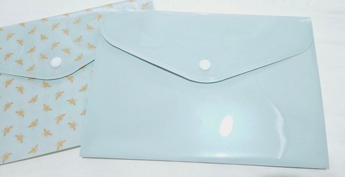 PAPERCHASE Cute Bee Gold Blue 2X A5 Document Wallets Plastic Button Close - Picture 3 of 8