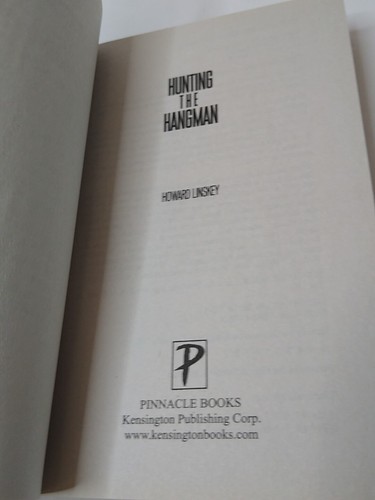 Hunting the Hangman by Howard Linskey 2021 Paperback Excellent Condition - Picture 6 of 9