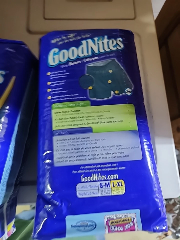 Boxers Goodnites 60-110 + libras Boxers para dormir/niños nuevos en caja 4 paquetes de 11 (total 44) Foto 2 de 4