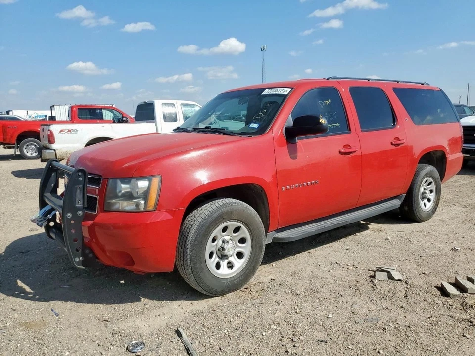 (LOCAL PICKUP ONLY) Passenger Right Fender Fits 07-14 SUBURBAN 1500 1884637 Foto 2 de 4