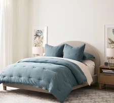 Pottery Barn Honeycomb Cotton Comforter I King/Cal. King I Color: Steel Blue