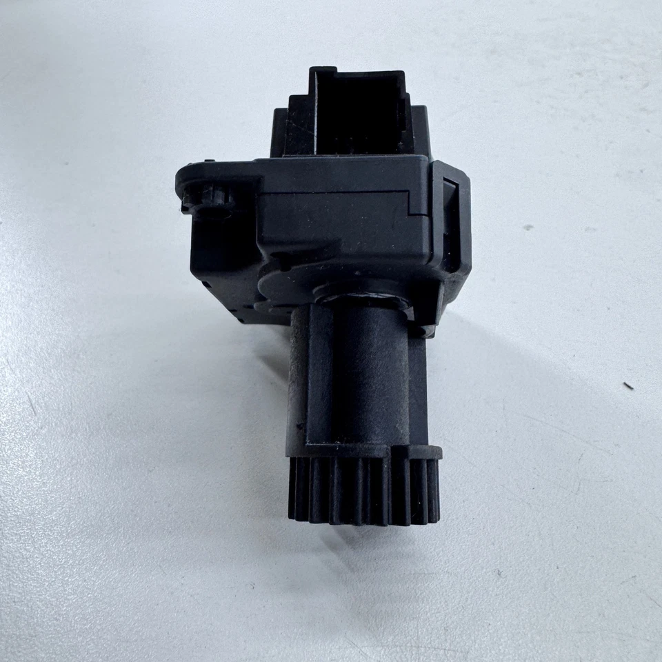 CITROEN DS3 MK1 HEATER FLAP MOTOR Z5509001 VENT ACTUATOR  1.6 E-HDI 9HD 09-16 #3 - Image 4 of 4