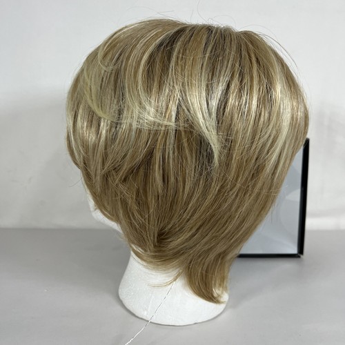 Feather Cut Wig Hairdo by HAIRUWEAR Rooted Golden Wheat Rooted Light Gold Blonde - Picture 4 of 9