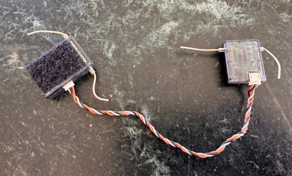 Spektrum AR6200 DSM2 6 channel RC Air Receiver & remote extension ...