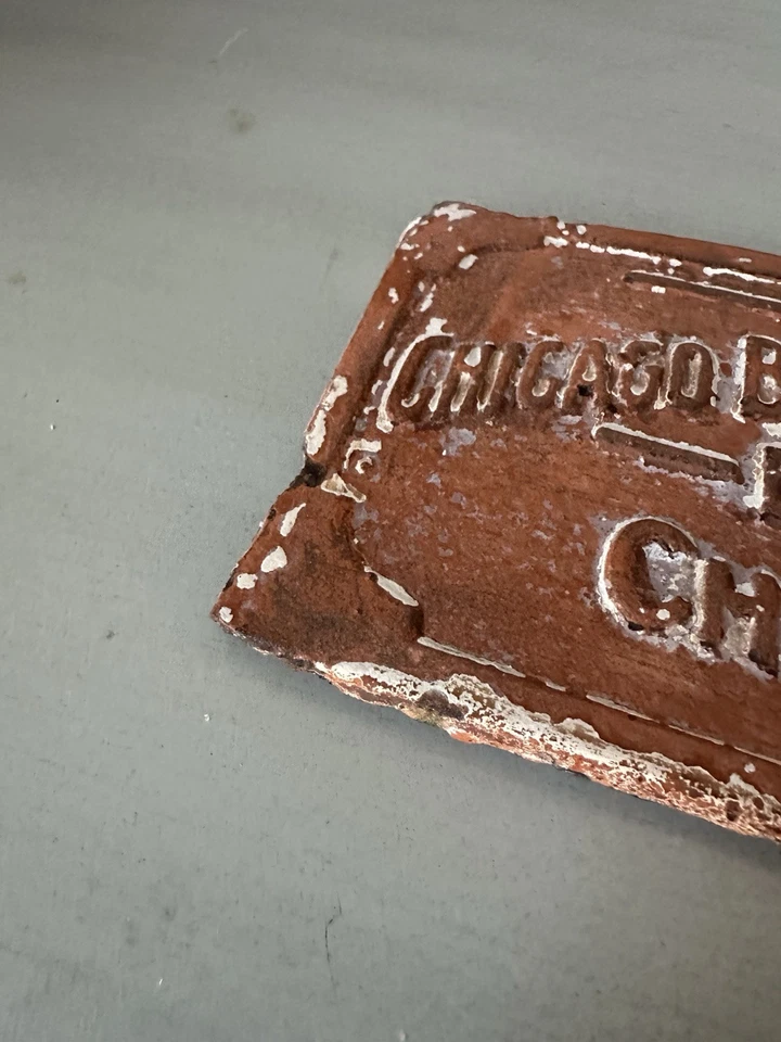 Antigua placa de metal de un lado del constructor de Chicago Bridge and Iron Works 1929  Foto 2 de 4