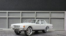 Greenlight 1980 Chevy Caprice 1/64 CUSTOM Box Chevy Frame/Wheel Swap On 28s
