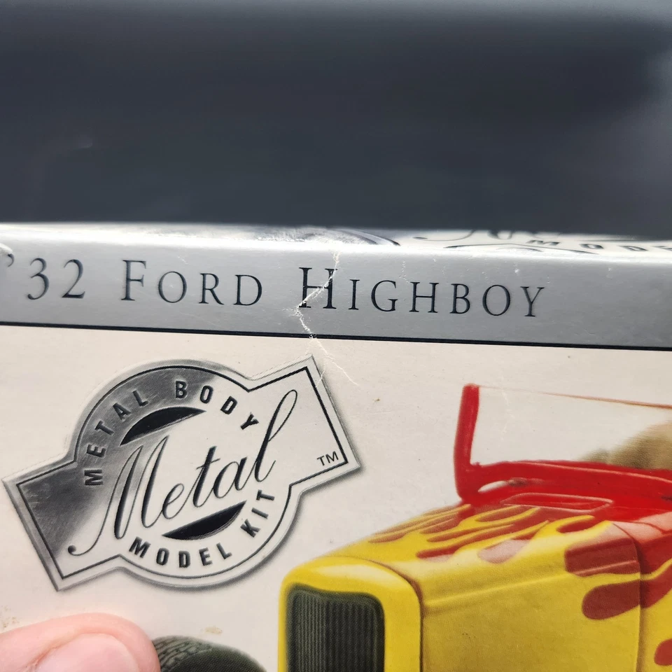 NEW Scale 1/43 Testors 1932 Ford Highboy Diecast Model - Image 2 of 4