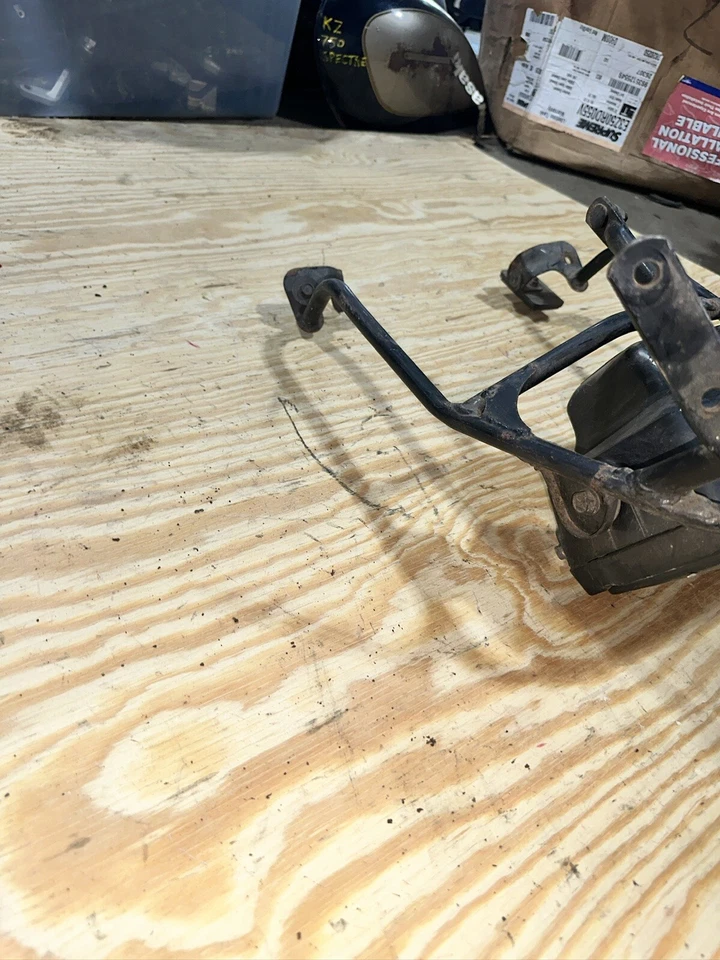 Faro delantero 83-8y Kawasaki GPZ 550 Foto 4 de 4