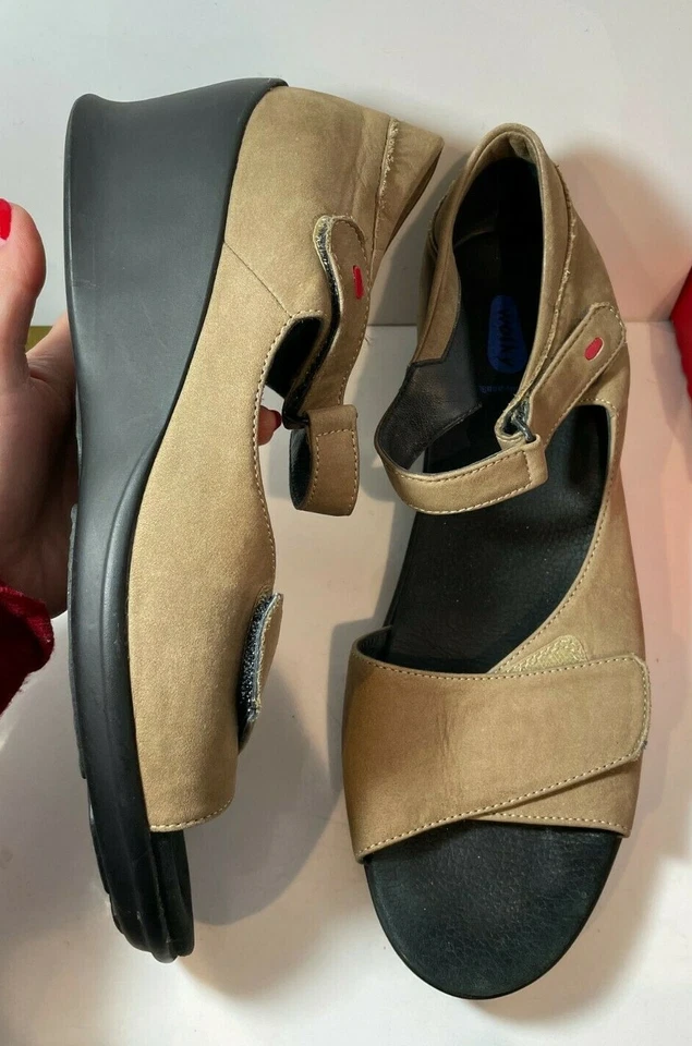 Wolky Womens Suede Beige Strap Open Toe Comfort Walking Shoes Sandals Size 41 - Image 4 of 4