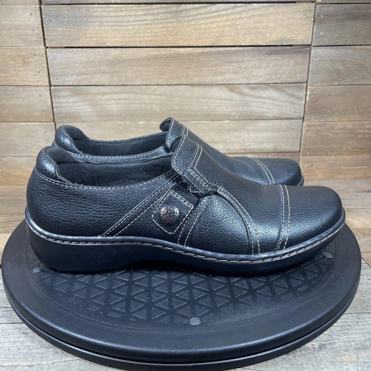 Clarks top size 6