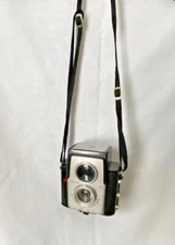 Vintage Kodak Brownie Starflex Dakon Lens Camera Black  Silver With Neck Strap