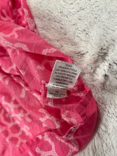 Lilly Pulitzer Bluse Tropical Pink Coral Print Knopfleiste Größe XL Doppeltasche - Bild 3 von 9