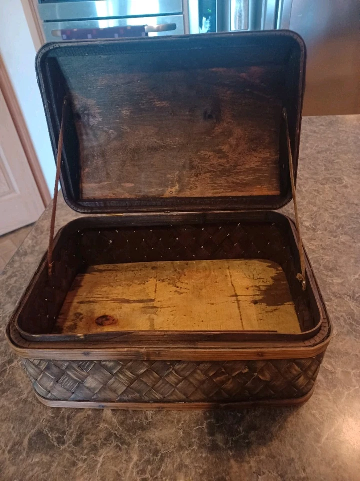 Vintage Hinged Wood Wicker Rattan Copper Woven Basket Storage Chest Trunk - image 3 of 4