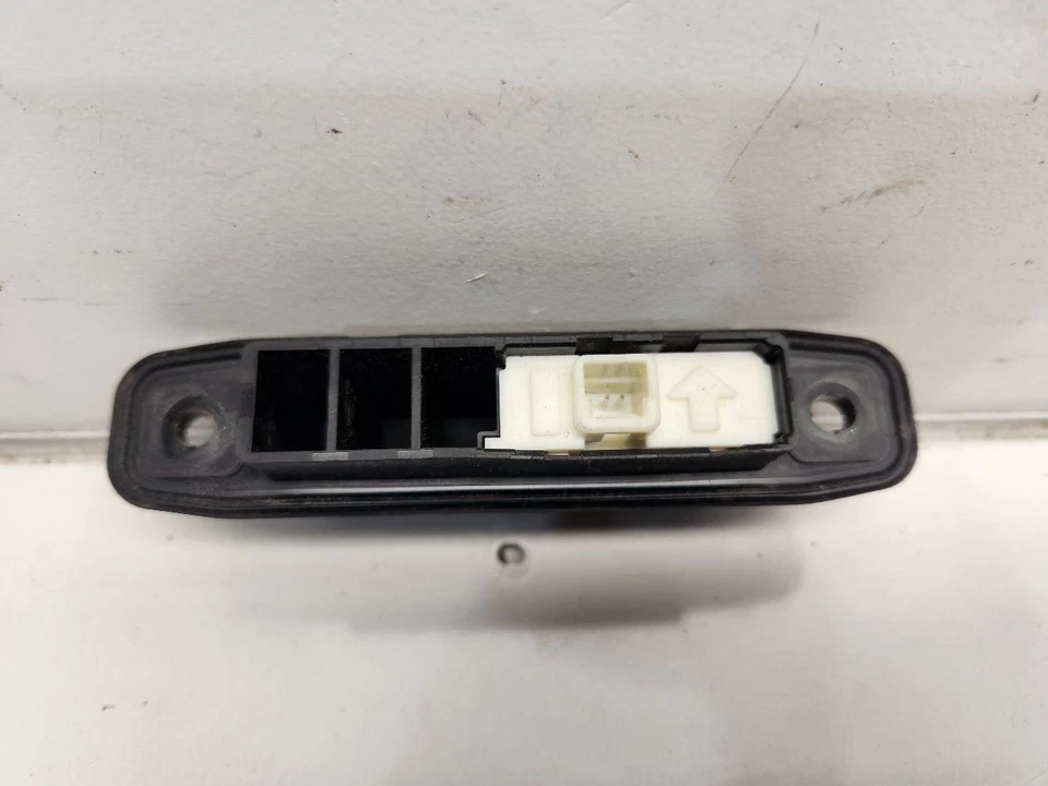 Toyota Rav4 LE 2013 puerta levadiza trasera panel táctil  Foto 4 de 4