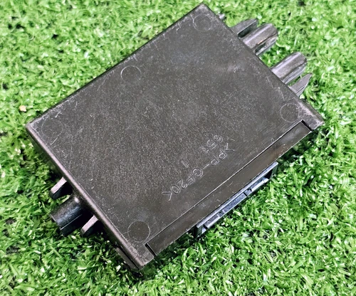 Toyota Camry 2015-2017 Immobilizer ECU 89780-06041 control module Oem Used - Picture 3 of 9