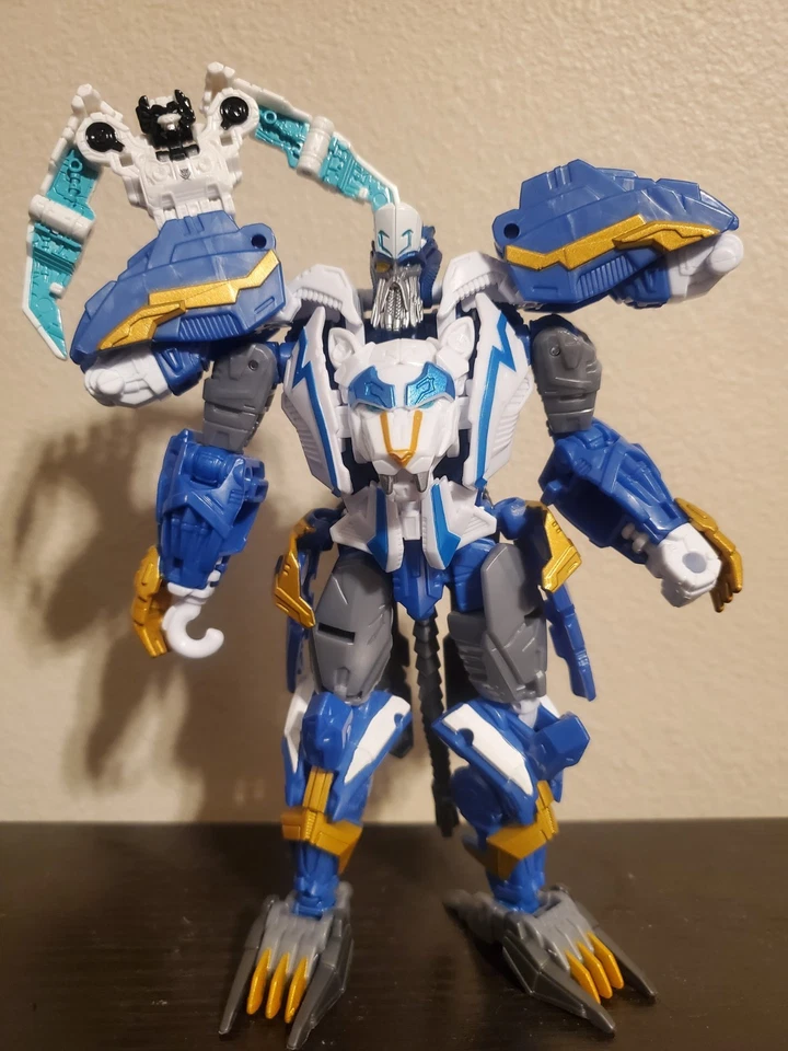 LOTE DE 9 figuras Transformers Legacy United Infernac Universe Thundertron Foto 3 de 4