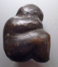 Figur  Kunst Design Bronze - die traurige  Skulptur -  mit Signatur - unikat ?