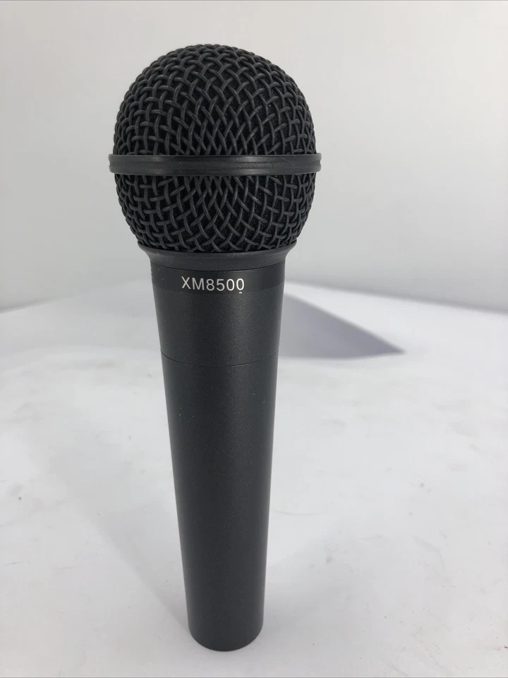 Behringer Ultravoice XM8500 Dynamic Microphone - Image 3 of 4