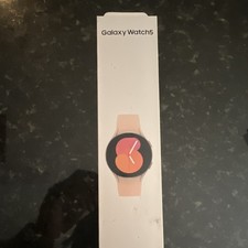 Samsung Galaxy Watch5 SM-R900NZDAXAA Gold 40mm Beige Silicone Fitness Tracker