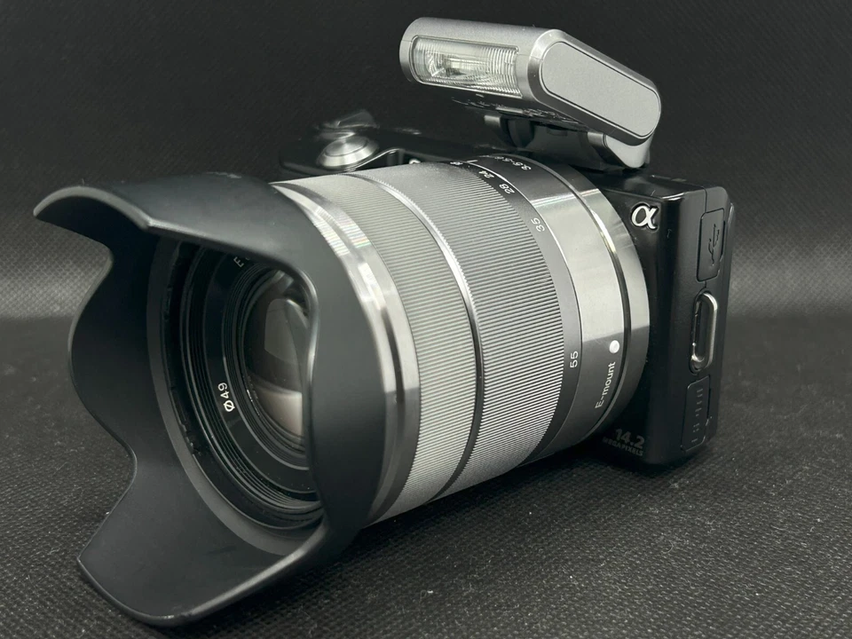 SONY Alpha a NEX-5 Mirrorless Digital Camera 18-55mm [ Japanese only 135 Shots ] - Image 4 of 4