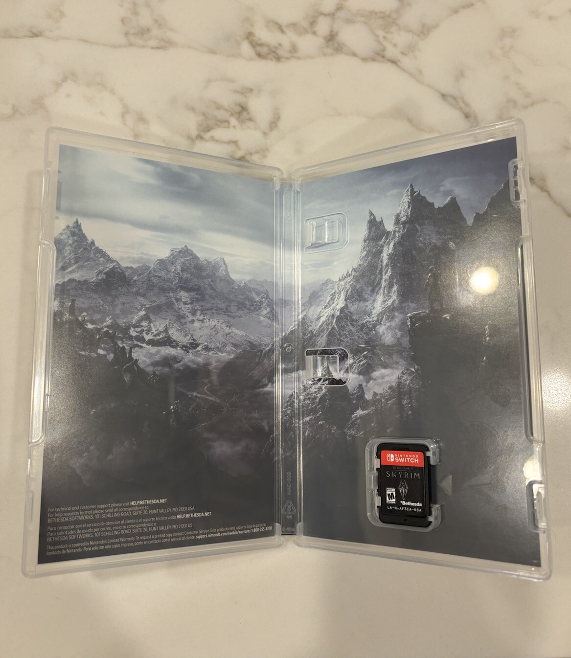 The Elder Scrolls V: Skyrim - Nintendo Switch - Box And Game Cartridge ...