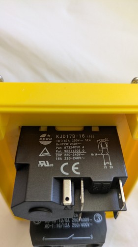 Profi 230V Sicherheitsschalter Maschinenschalter Ein/Aus mit Wiederanlaufschutz - Bild 6 von 8