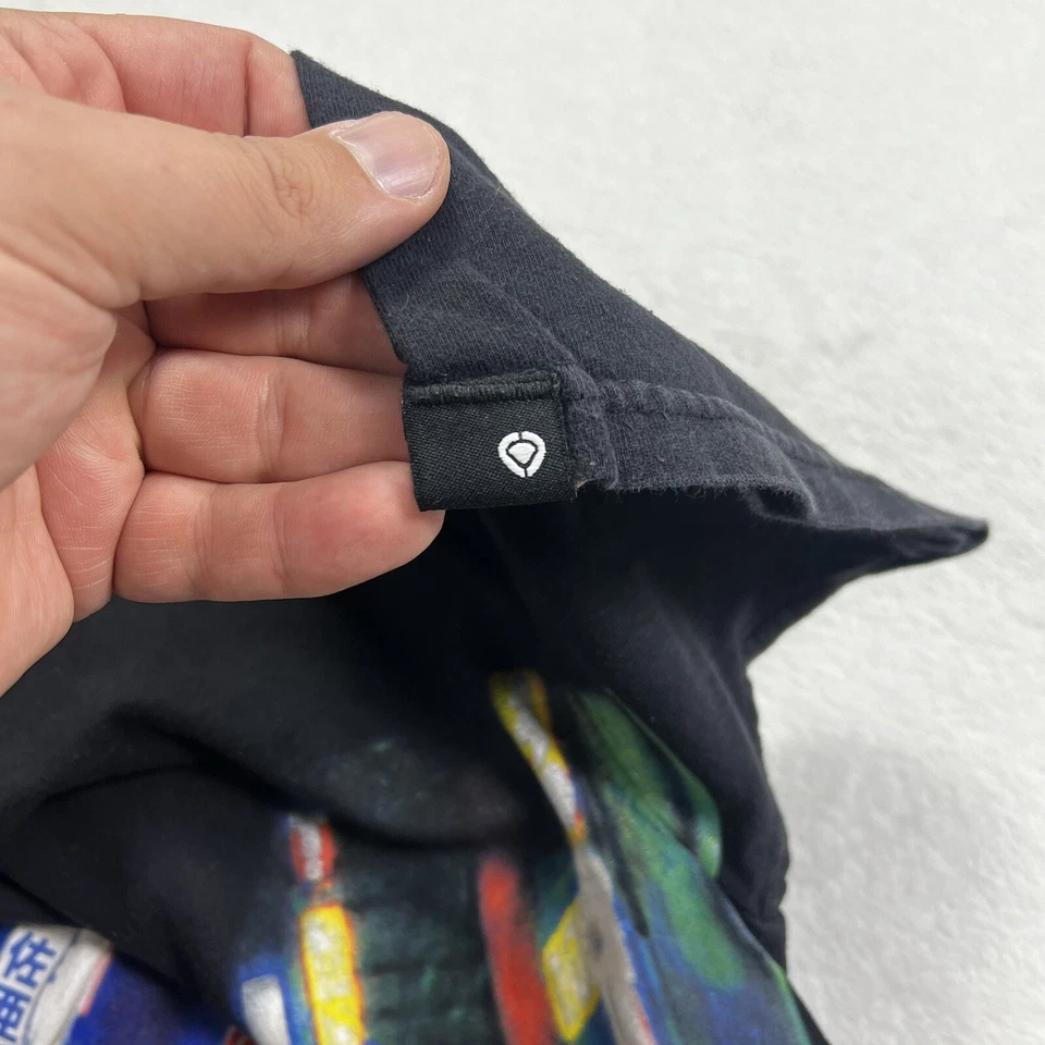 Camiseta De Colección Circa Skate Negra Tokyo City Gráfico Mediana Y2K Camiseta Patinadora Foto 4 de 4