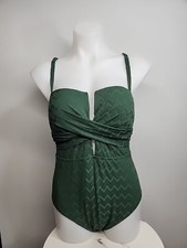 NWT Cupshe One Piece Swimsuit Size Medium Textured Green